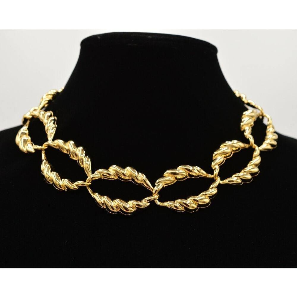 Vintage Chunky Chain Collar Necklace Gold Tone He… - image 1